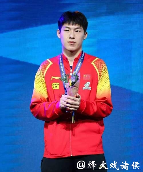 19岁温瑞博首夺成人赛冠军,该重新定义国乒“小将”这个词了 19岁温瑞博首夺成人赛冠军,该重新定义国乒“小将”这个词了
